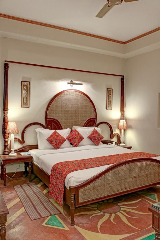 Palace On Ganges - Heritage Hotel Varanasi Luaran gambar